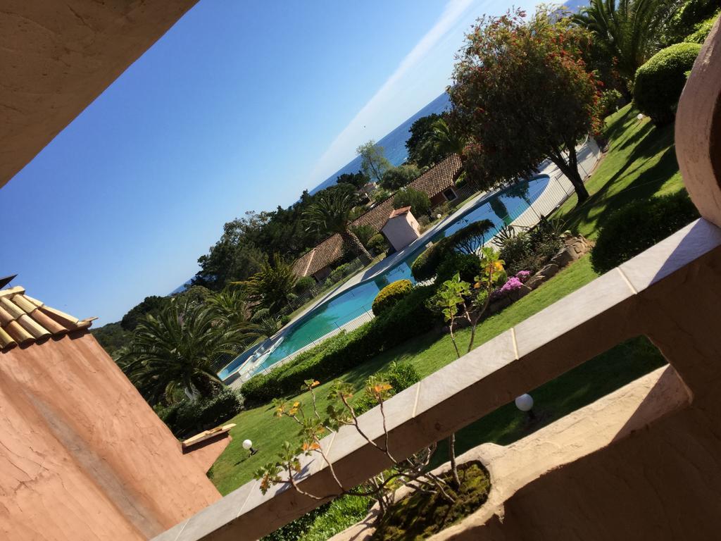 Residence Playa Del'Oro Favone Eksteriør bilde